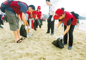 大梅沙清滩活动进行中 保护深圳海岸线 23日下午走起