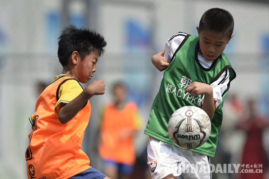 北京：探访社区青少年足球对抗赛