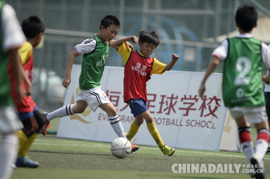 北京：探访社区青少年足球对抗赛