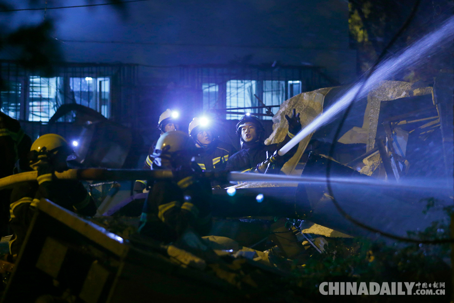 北京丰台区一餐馆发生爆燃