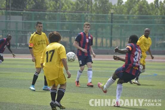 河北省高校首届外国留学生足球赛在师大举行