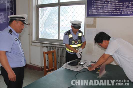 河北沧州首日隐患大排查 处罚22起交通违法行为