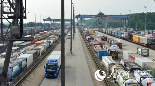 哈欧国际货运班列德国首班开行哈尔滨