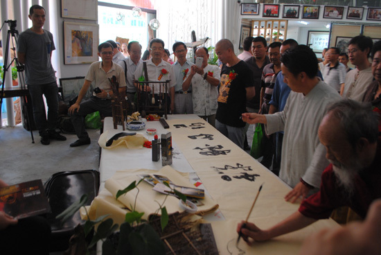 古船木鸣艺文化艺术馆开馆仪式暨俄中朝名家书画展开幕式圆满成功