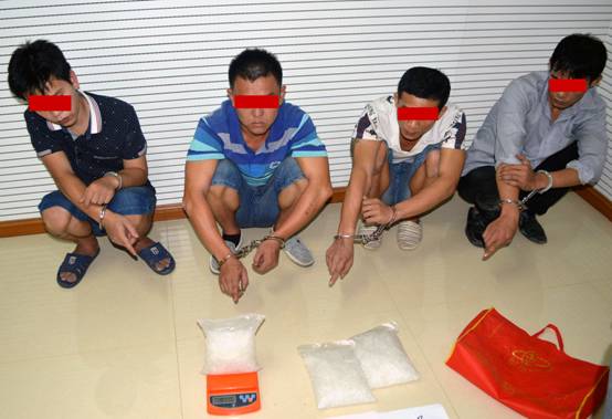 广西钦州市边防支队破获特大毒品案缴获冰毒3公斤