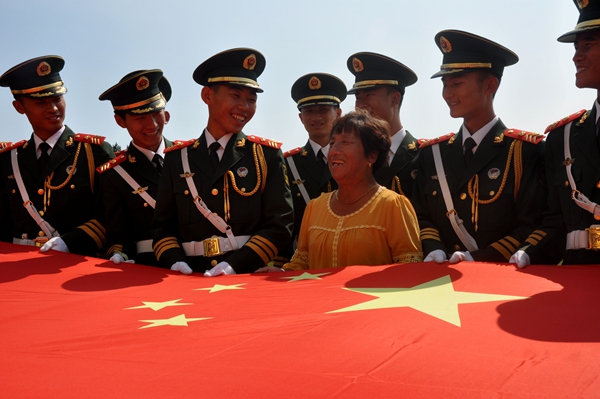 黑龙江北极边防：建军节“国旗”就是最好的礼物