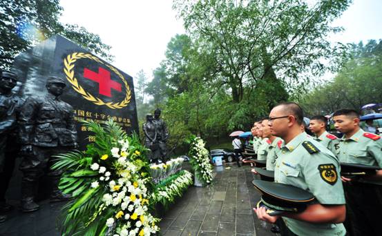 贵阳南明举行纪念抗战胜利和反法西斯战争胜利七十周年活动