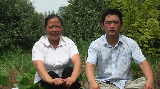 小狄团队摄制组走近丰县宋楼镇，纪录片《谁的肥》开机
