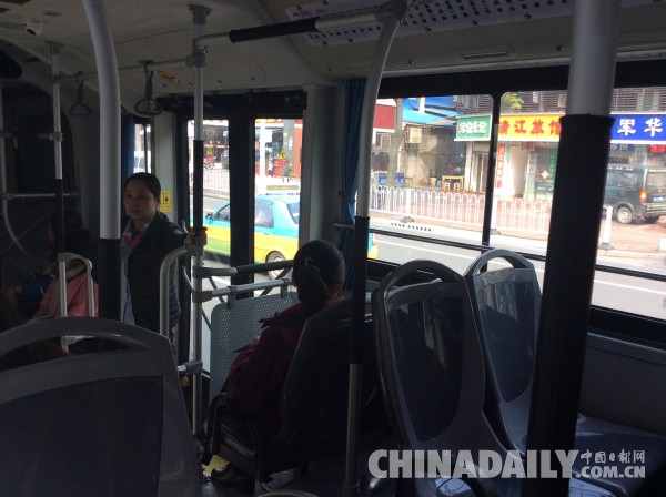 四个全面看湖北——体验宜昌BRT快速公交系统