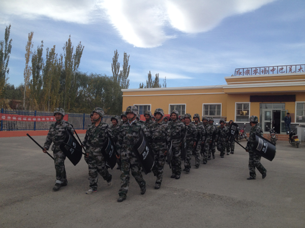 新疆兵团三师红旗农场中巴羌大队稳步推进民兵“三维”工作