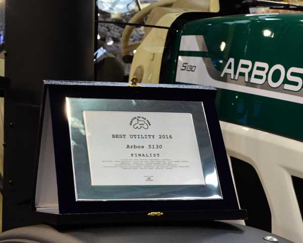 世界最大农机展会在德国举行 雷沃阿波斯拖拉机获国际专业奖项