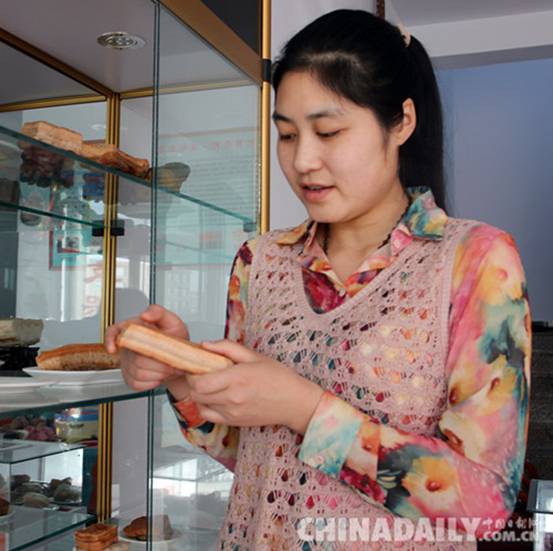 河北省会90后女孩收藏天价“系列东坡肘子”肉石