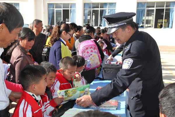 丽江古城：推进景区警务改革 营造良好旅游环境