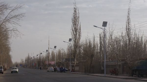 新疆且末：美丽乡村建设项目让群众“心更暖眼更亮”