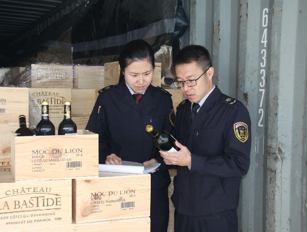 天津检验检疫加强节前进口葡萄酒检验监管