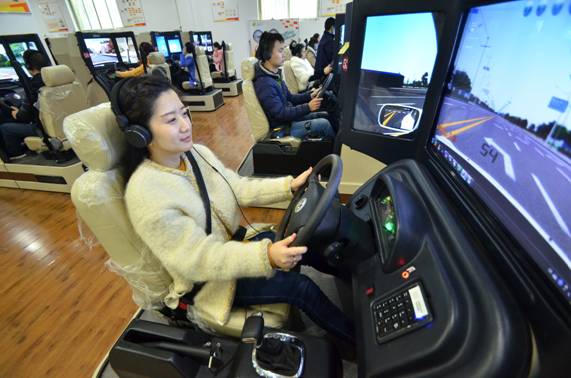 郴州市智能模拟学车成新宠