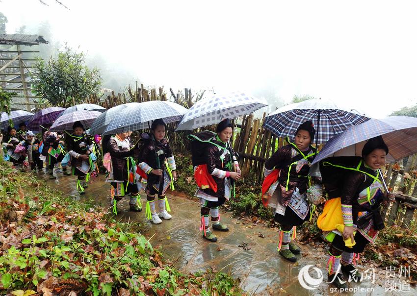 贵州从江：岜沙苗寨办芦笙节迎新年【高清组图】