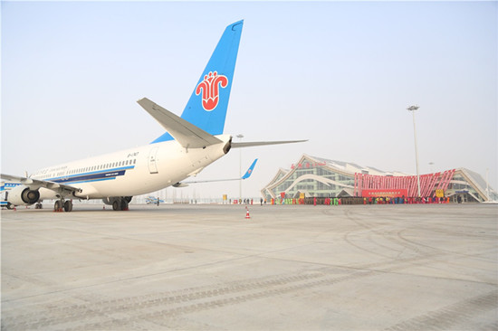 南航喀什-石河子-郑州今日首航 新疆生产建设兵团首家民用机场开通定期航线
