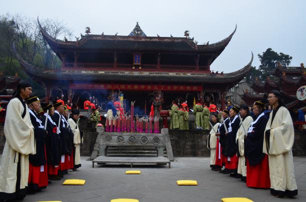 都江堰文庙举办春季祭孔大典 台湾师生代表团现场观礼