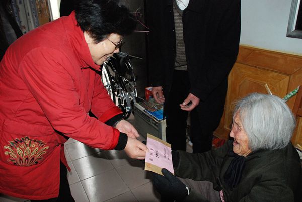 “安徽老年希望工程项目”康护器具捐助仪式在萧县举行