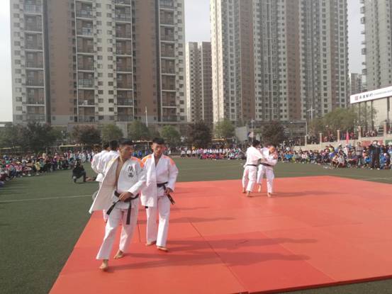 陕西省柔道高水平运动员走进西安富力城校园