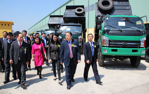 中国重汽产品在越南KD组装下线
