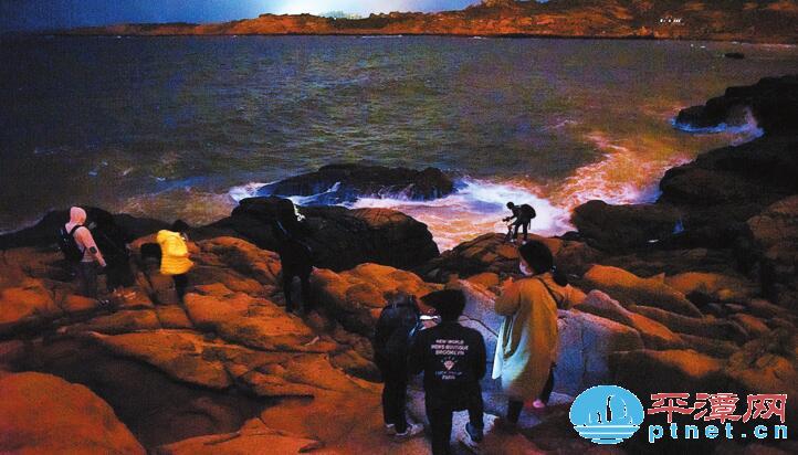 “蓝海”奇景刷爆朋友圈 一大波游客正在赶来平潭