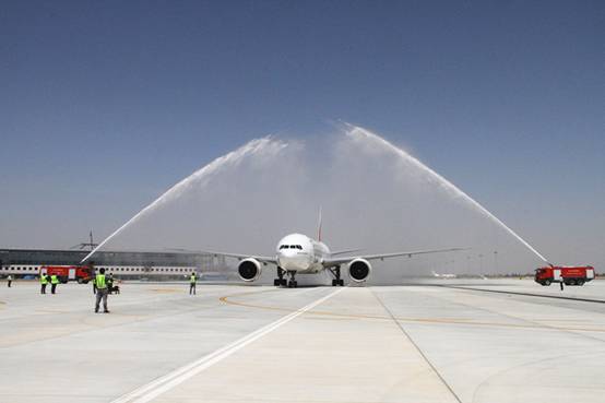 阿联酋航空迪拜-银川-郑州航线首航