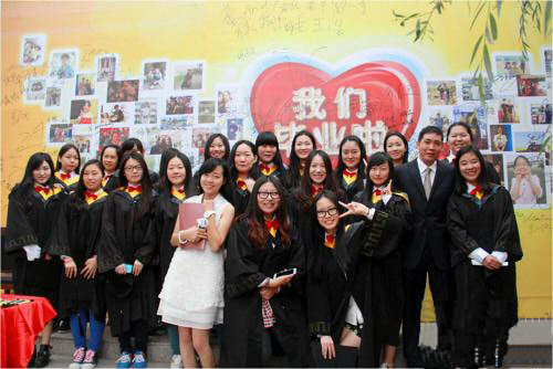 郑州47中坚持特色办学 让国际化教育名片绽放光彩