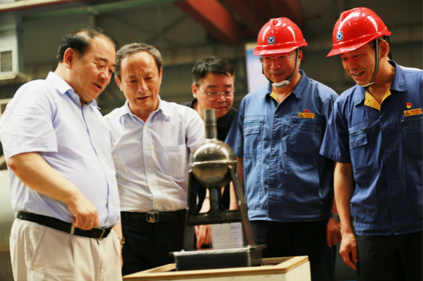 中国重汽与徐工集团签署战略合作协议