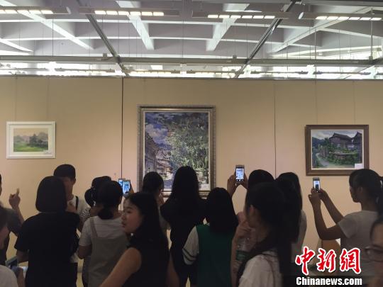 全国三千大学生走进通道侗寨绘遗产 获奖作品今出炉展出