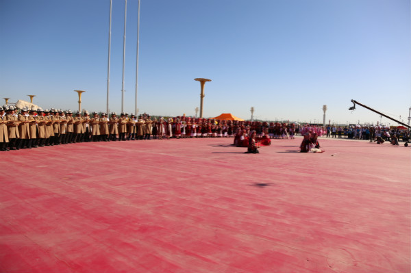 新疆阿克陶县第一届荷花节暨民俗文化旅游节开幕