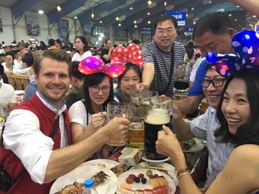 大连国际啤酒节嗨爆星海湾