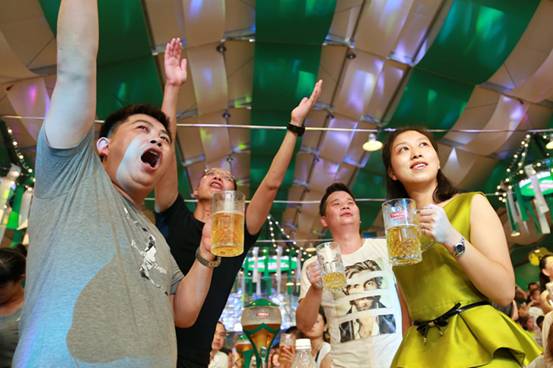 青岛啤酒邀约八方来客 开启全城狂欢