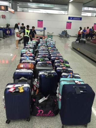 当70件国际转机行李碰到南航新疆中转的小伙伴们