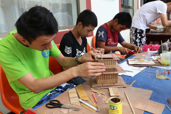 甘肃：民族手工课点亮藏族儿童的文化传承路