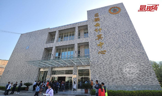 网媒记者走访吕梁军民融合协同创新研究院