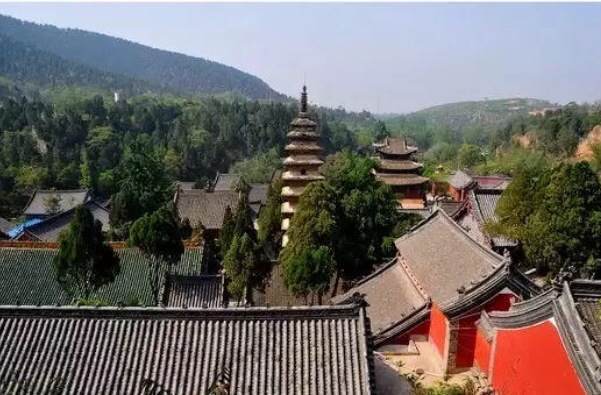 汝州大力宣传传统文化 千年古刹风穴寺正式免费开放