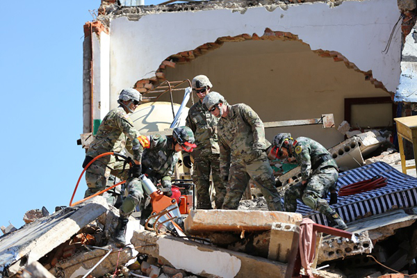 中美两军人道主义救援减灾联合实兵演练在昆明结束