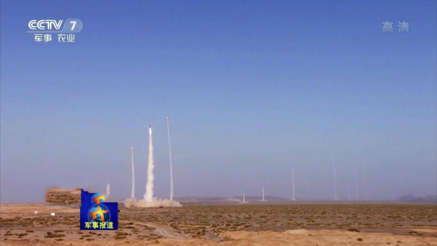 震撼！央视公布10枚东风-21C导弹齐射壮观画面