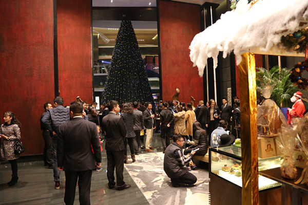 长沙北辰洲际酒店举行圣诞点灯仪式