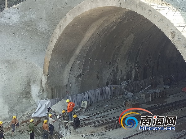海南琼乐高速完成投资近半 4座隧道全部贯通