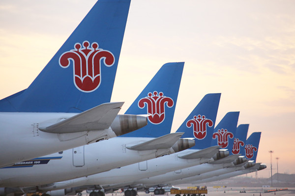 南航春运在疆新增184航班 将送近百万旅客回家过年