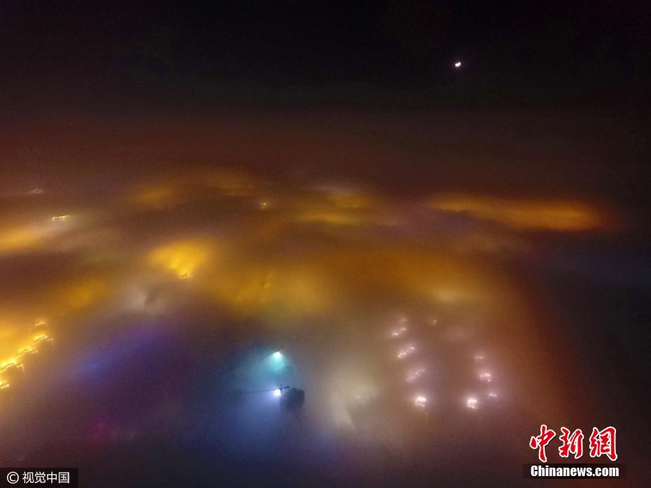 航拍夜色下雾霾笼罩的天津城 如海市蜃楼