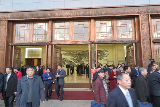 江西省政协十一届五次会议1月18日在南昌闭幕