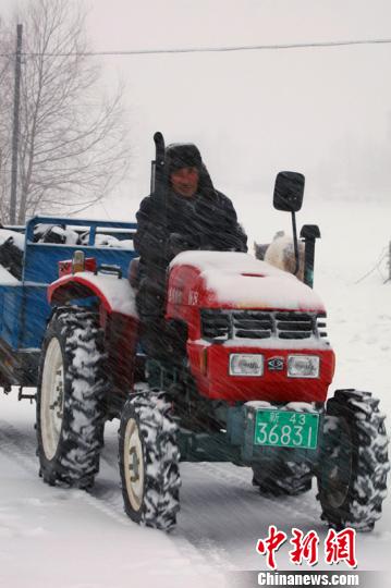 寒潮侵袭新疆阿勒泰 最低气温达零下28℃(图)