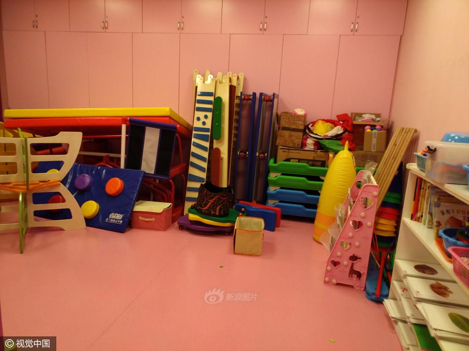 家长投诉早教中心虐童 2岁半儿童被关“黑屋”