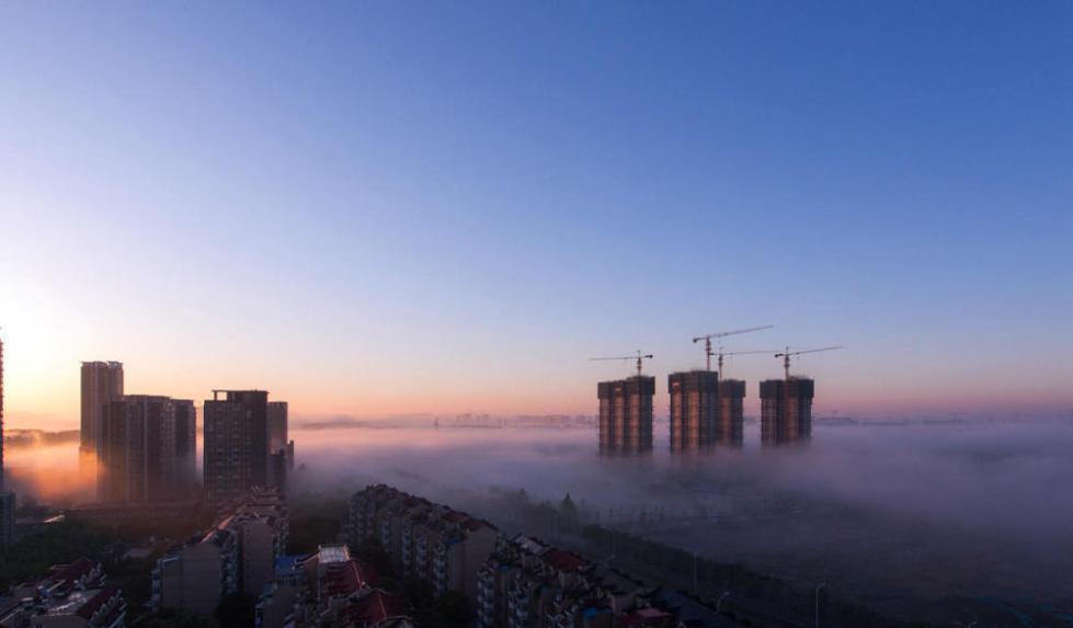 北京现罕见平流雾景观 通州副中心如仙境