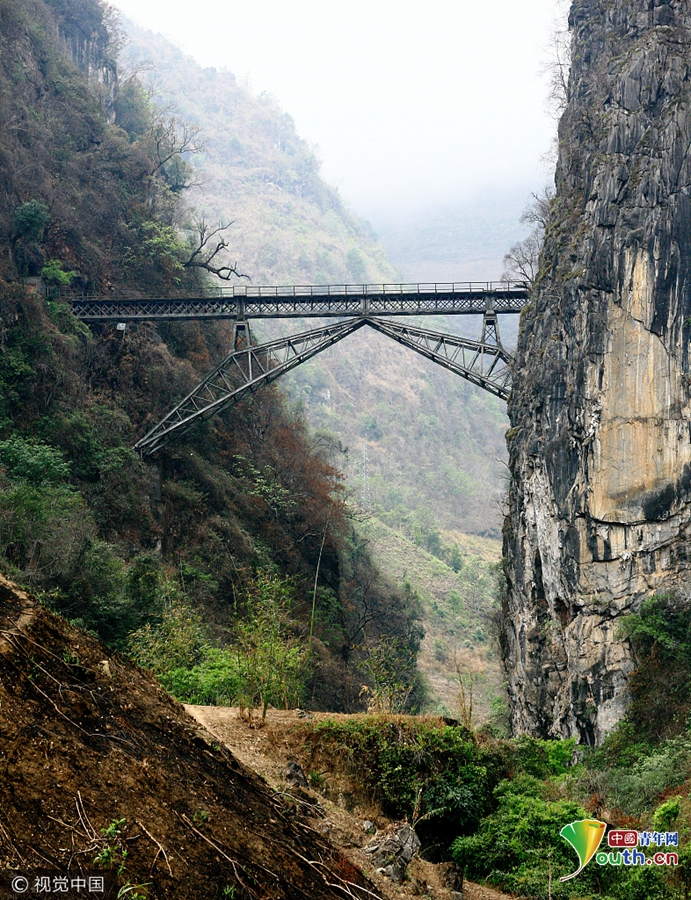 云南红河米轨铁路上人字桥 至今百年未换过一颗螺钉