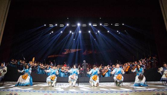 庆祝内蒙古自治区成立70周年 通辽市民族歌舞团创作演出“视听音乐会《敖包相会的地方》——科尔沁音乐巡礼”